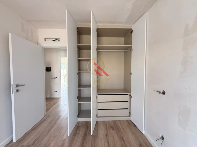 Moradia T3 para Venda em Odiaxere Foto 10