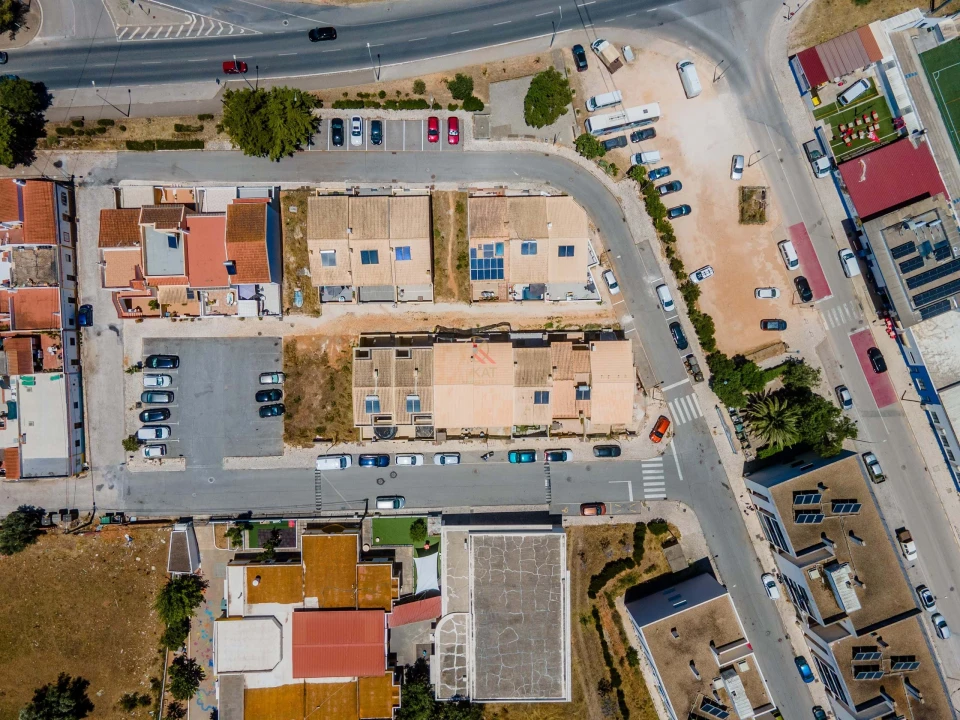 Moradia T3 para Venda em Odiaxere Foto 31