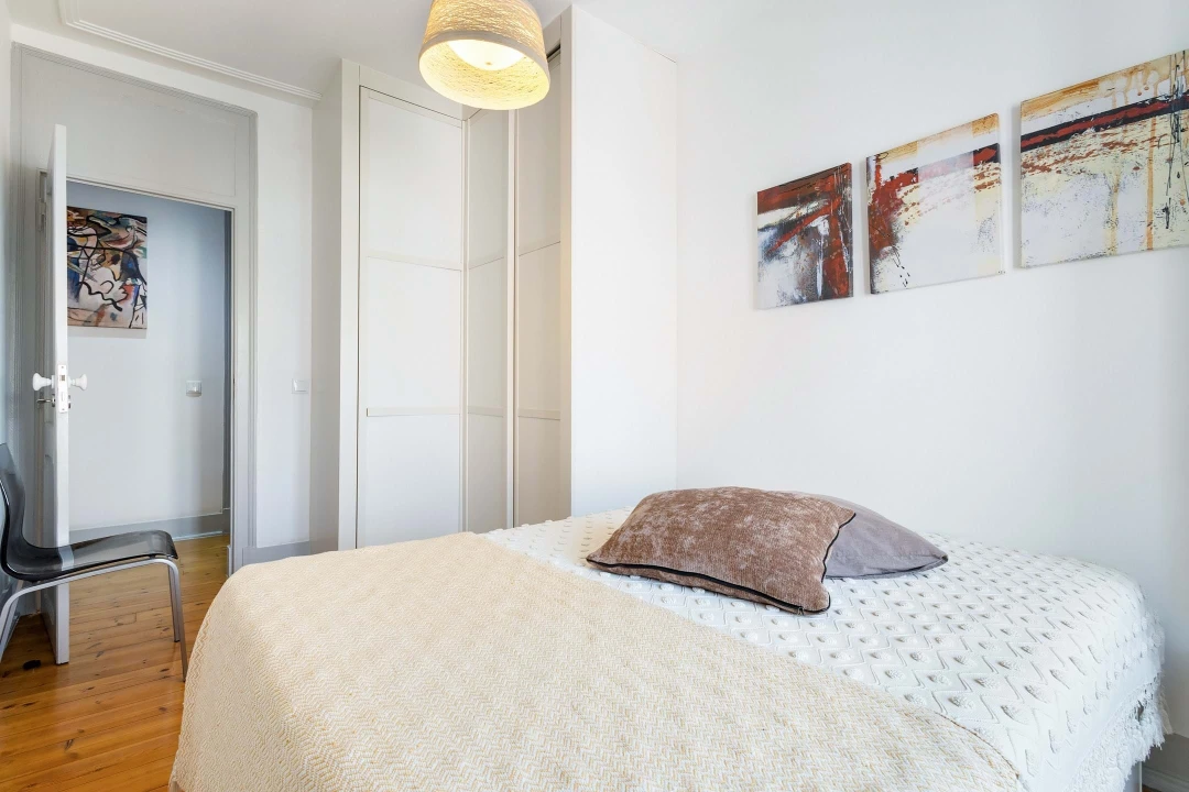 Apartamento T4 para Venda em Campo de Ourique Foto 10