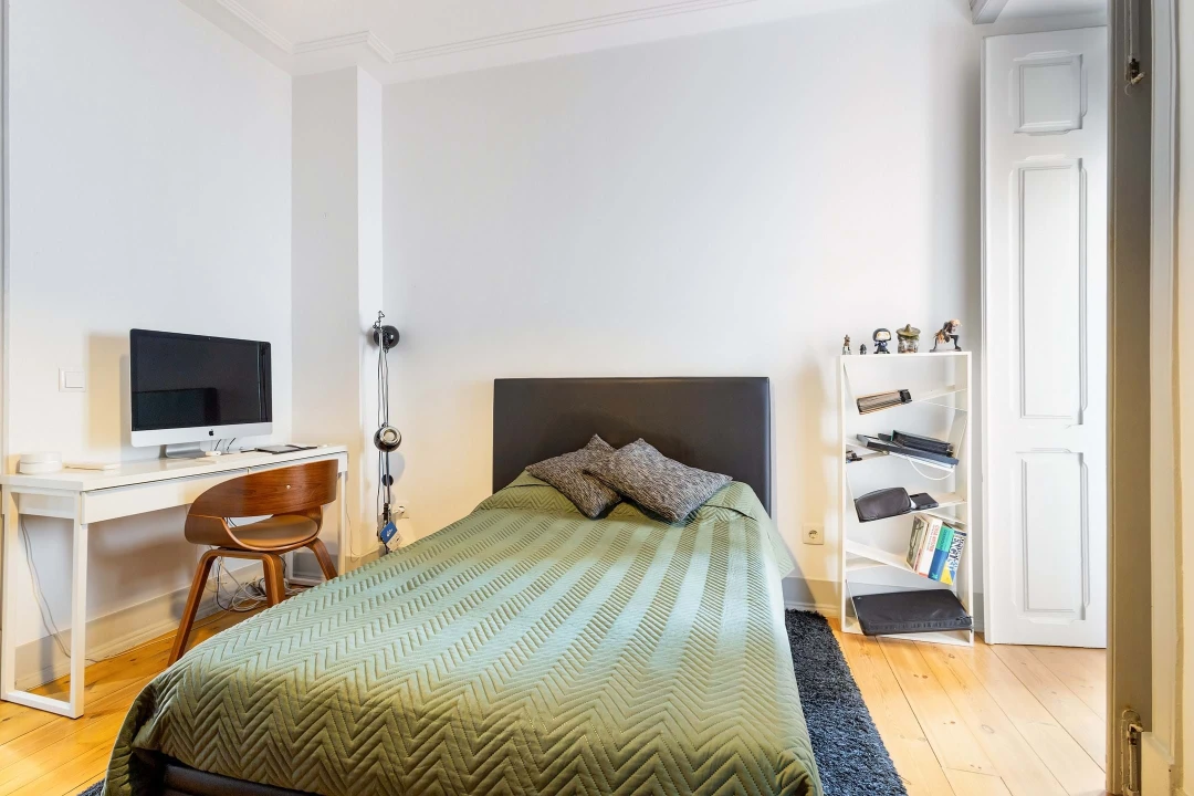 Apartamento T4 para Venda em Campo de Ourique Foto 7
