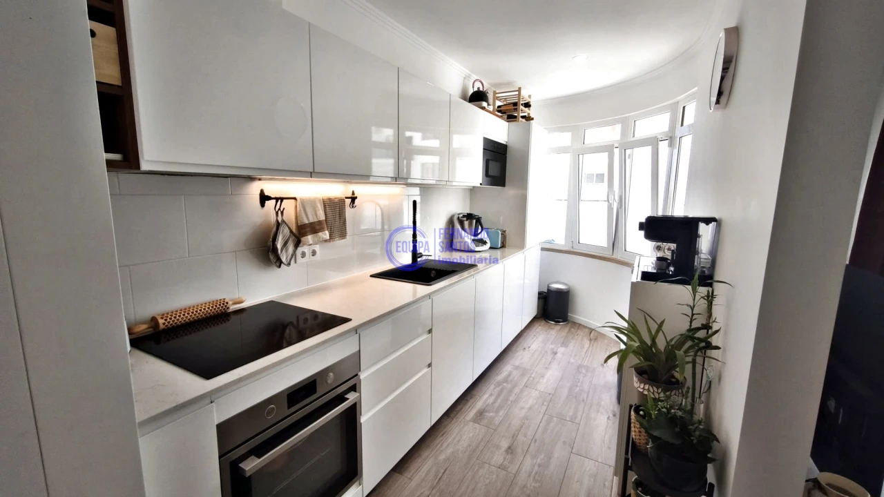Apartamento T2 para Venda em Armação de Pera Foto 5