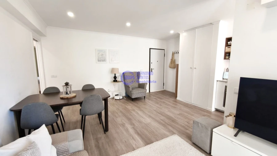 Apartamento T2 para Venda em Armação de Pera Foto 4