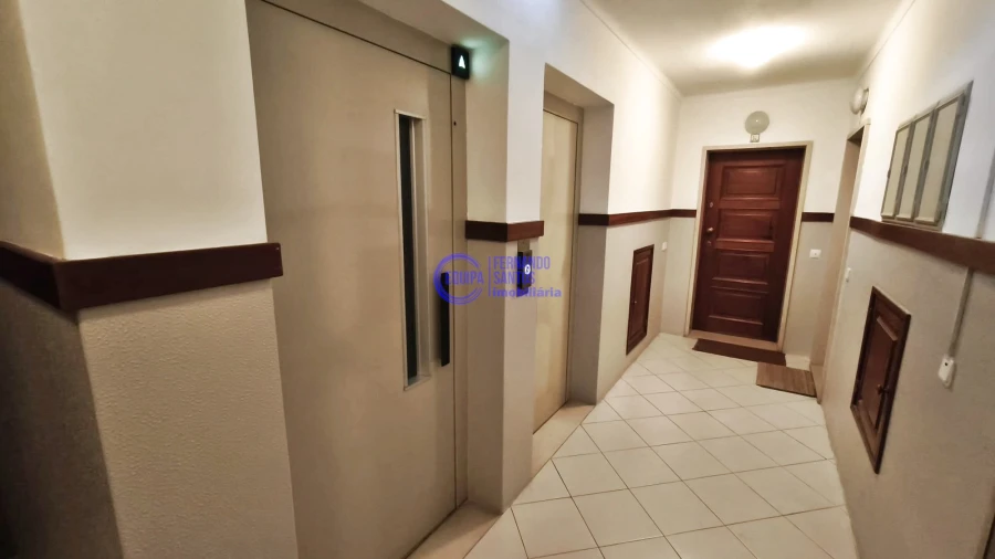Apartamento T2 para Venda em Armação de Pera Foto 18