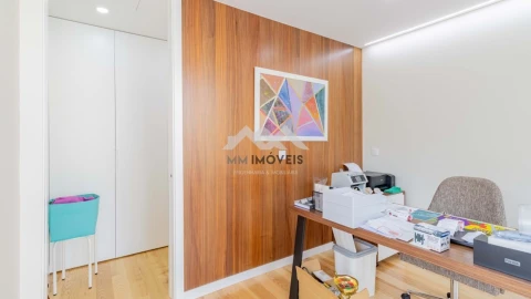 Moradia T4 para Venda em Vila Nova da Telha