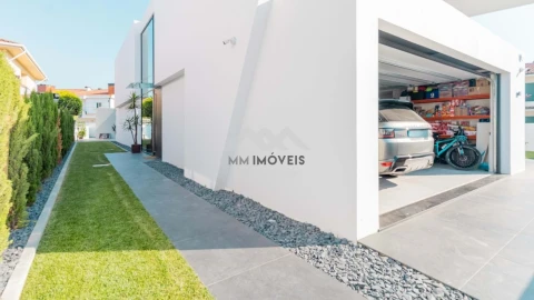 Moradia T4 para Venda em Vila Nova da Telha