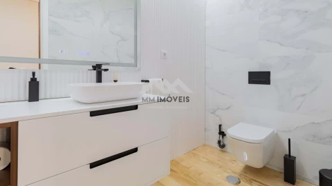Moradia T4 para Venda em Vila Nova da Telha