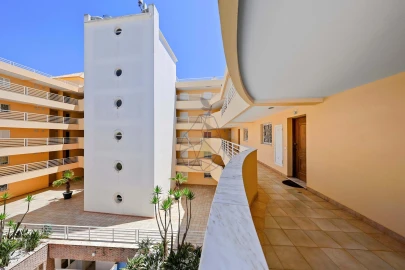 Apartamento T2 para Venda em Quarteira