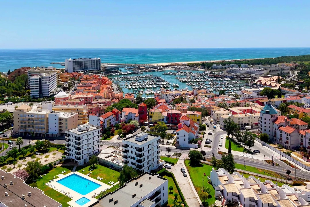Apartamento T2 para Venda em Quarteira Foto 48