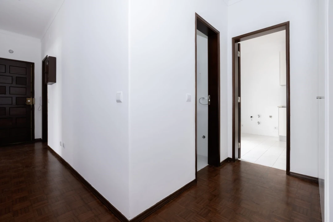 Apartamento T2 para Arrendamento em Caldas da Rainha - Santo Onofre e Serra do Bouro Foto 14