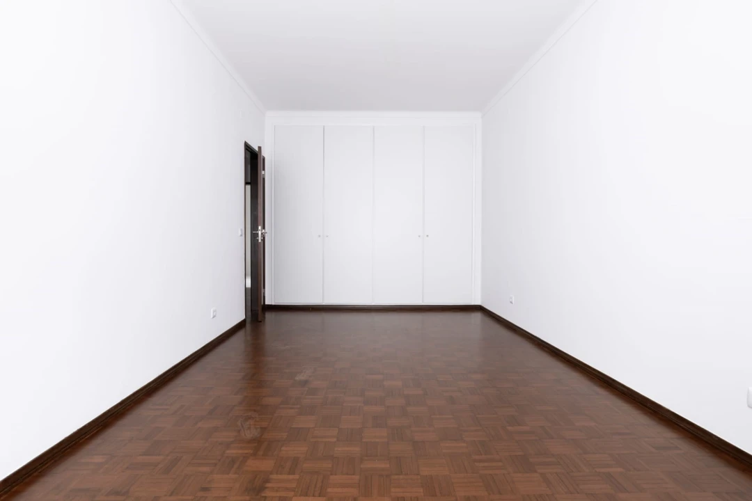Apartamento T2 para Arrendamento em Caldas da Rainha - Santo Onofre e Serra do Bouro Foto 15