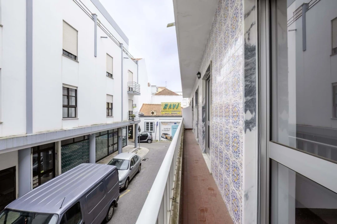 Apartamento T2 para Arrendamento em Caldas da Rainha - Santo Onofre e Serra do Bouro Foto 6