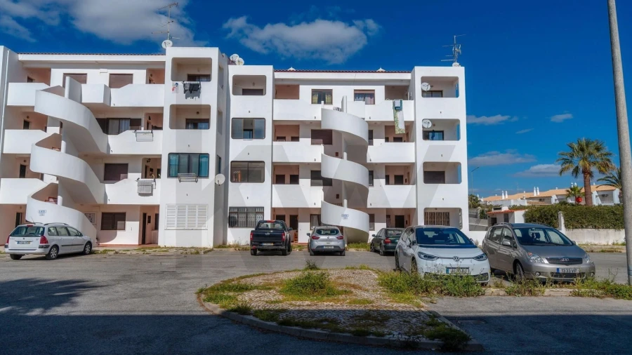 Apartamento T1 para Arrendamento férias em Albufeira e Olhos de Água