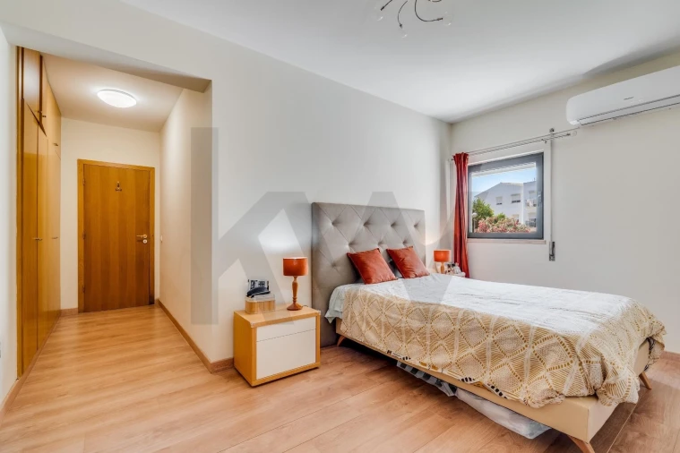 Apartamento T2 para Venda em Silves Foto 13