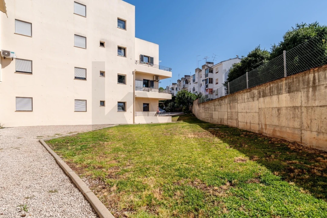 Apartamento T2 para Venda em Silves Foto 24