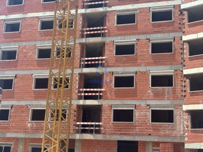 Apartamento T2 para Venda em Rio de Mouro Foto 2