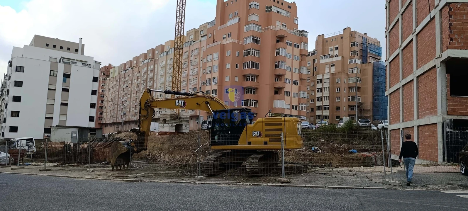 Apartamento T2 para Venda em Rio de Mouro Foto 8