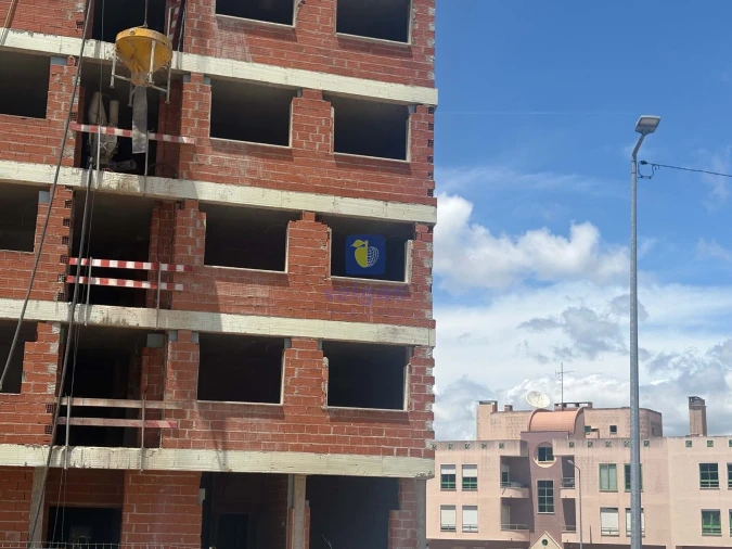 Apartamento T2 para Venda em Rio de Mouro Foto 5