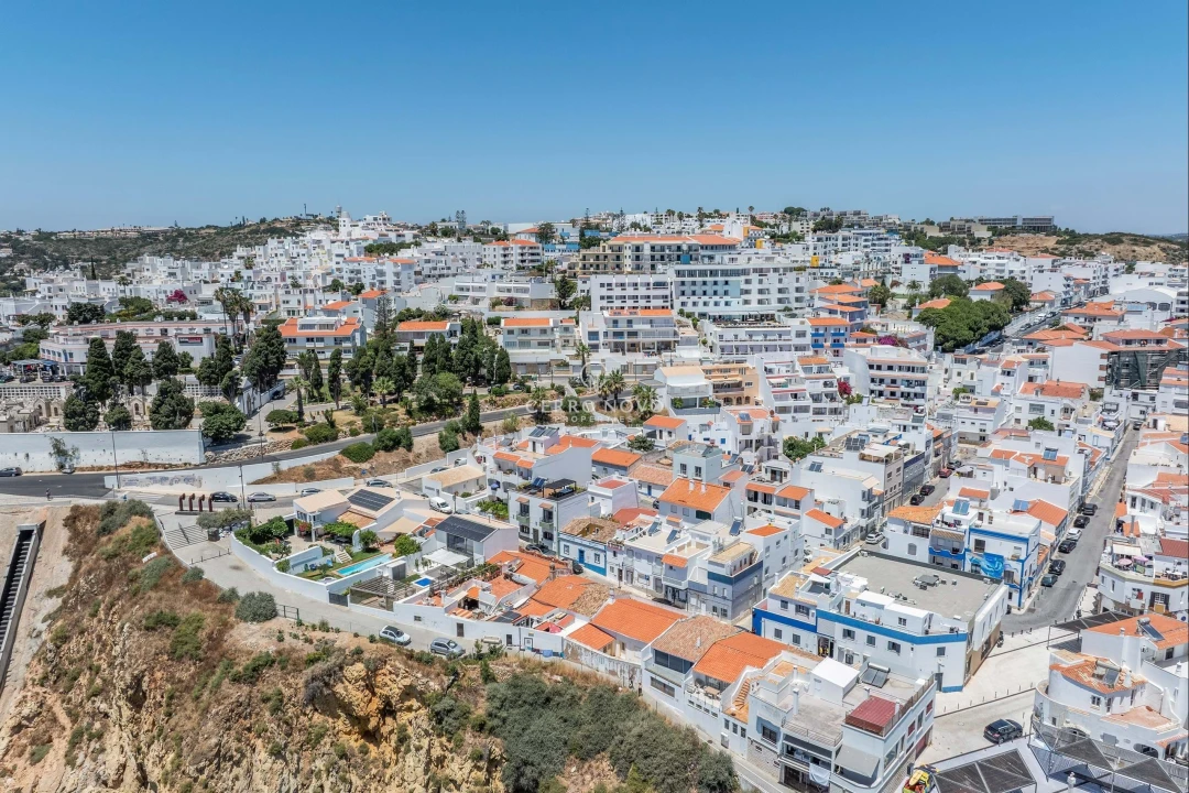 Moradia T3 para Venda em Albufeira e Olhos de Água Foto 37