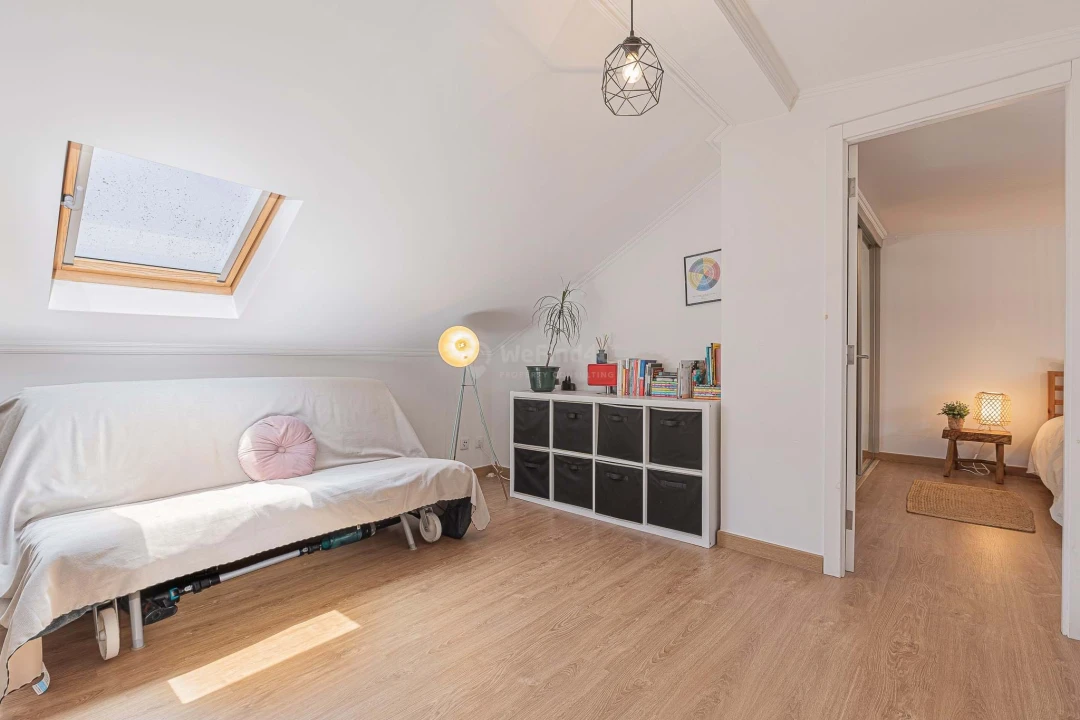 Apartamento T3 para Venda em Almada, Cova da Piedade, Pragal e Cacilhas Foto 32
