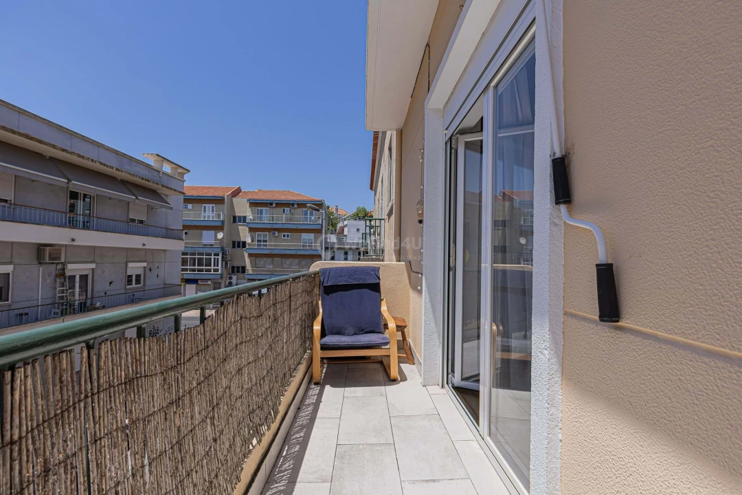 Apartamento T3 para Venda em Almada, Cova da Piedade, Pragal e Cacilhas Foto 12