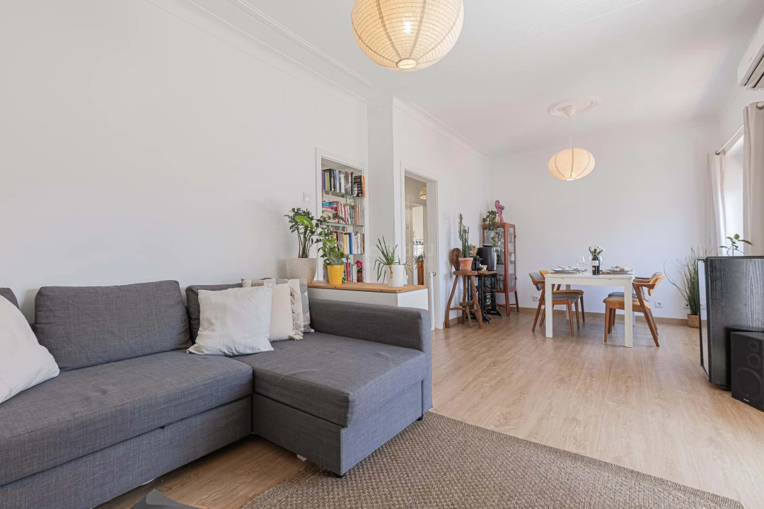 Apartamento T3 para Venda em Almada, Cova da Piedade, Pragal e Cacilhas Foto 1