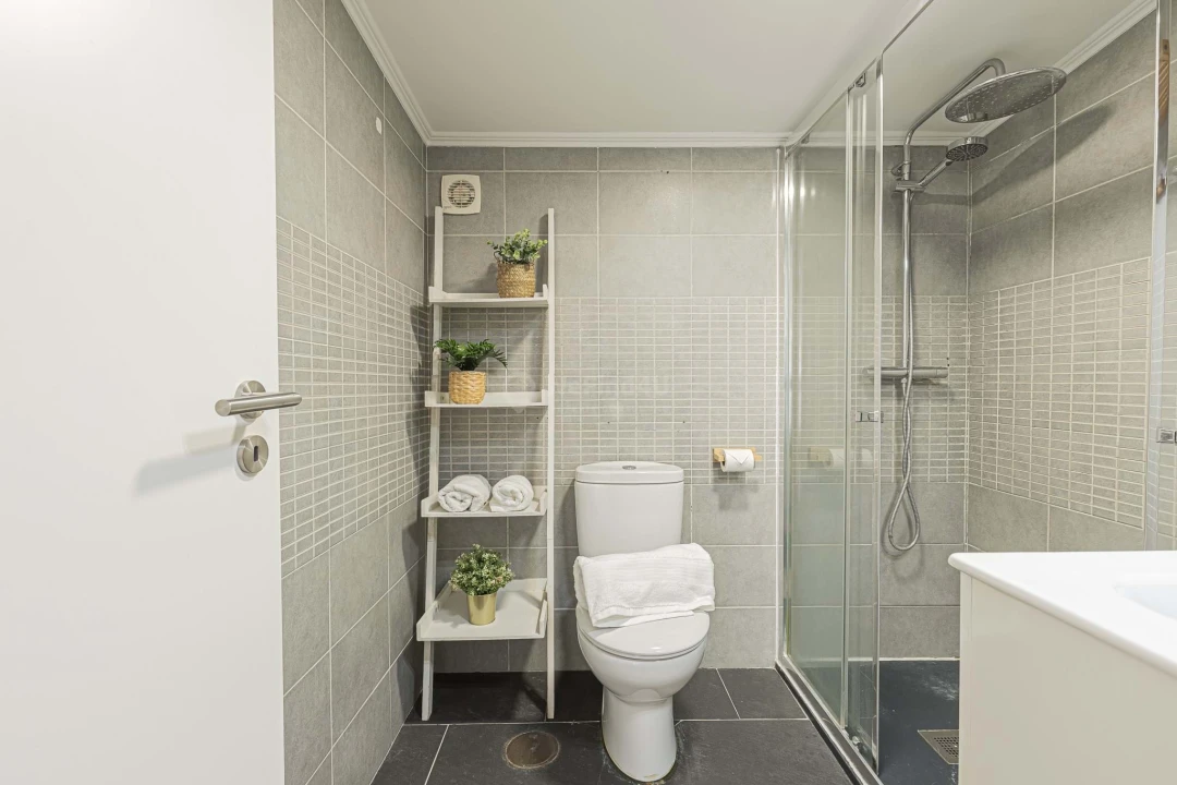 Apartamento T3 para Venda em Almada, Cova da Piedade, Pragal e Cacilhas Foto 47