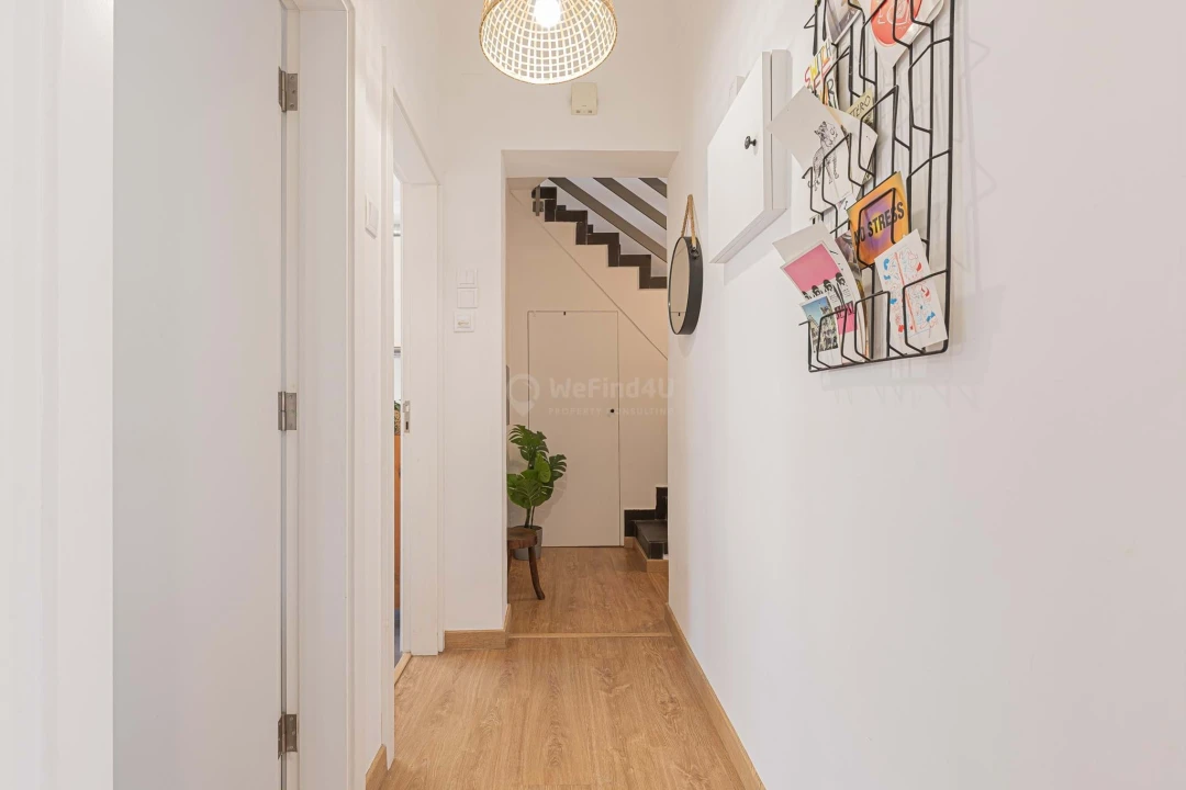 Apartamento T3 para Venda em Almada, Cova da Piedade, Pragal e Cacilhas Foto 24