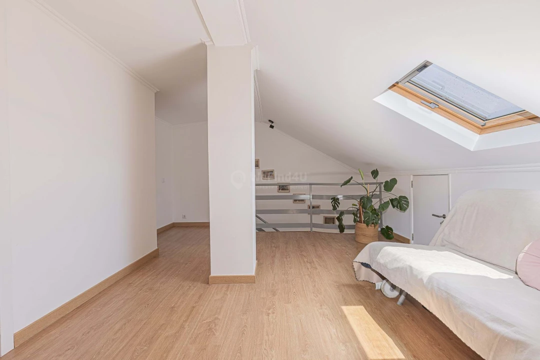 Apartamento T3 para Venda em Almada, Cova da Piedade, Pragal e Cacilhas Foto 31