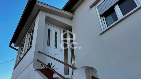 Moradia T3 para Venda em Santa Maria Maior e Monserrate e Meadela