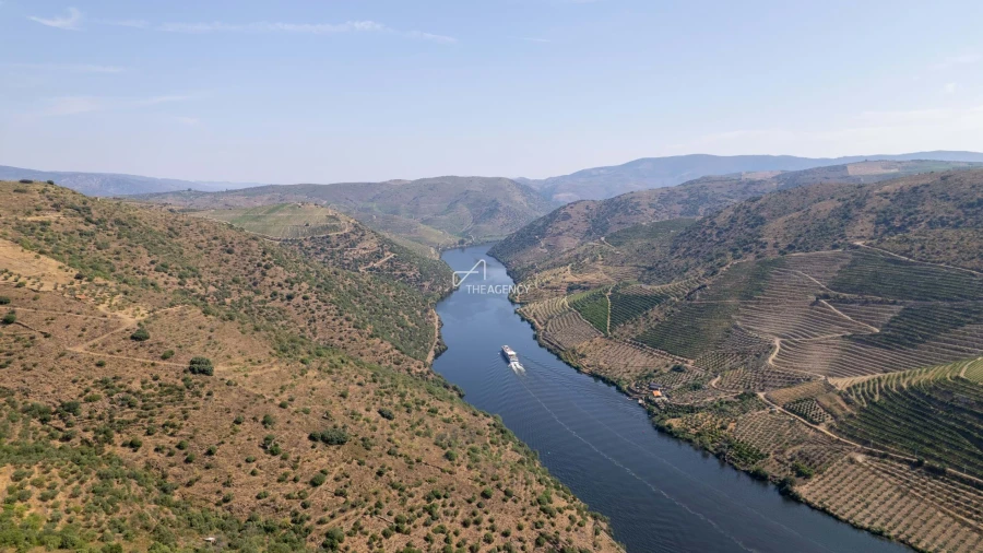 Terreno para Venda em Vila Nova de Foz Côa