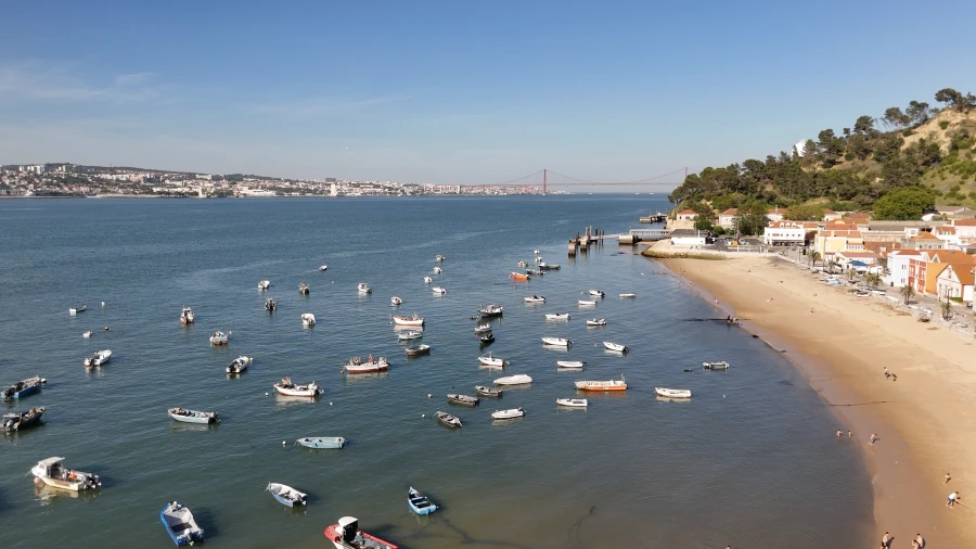Prédio para Venda em Caparica e Trafaria Foto 15