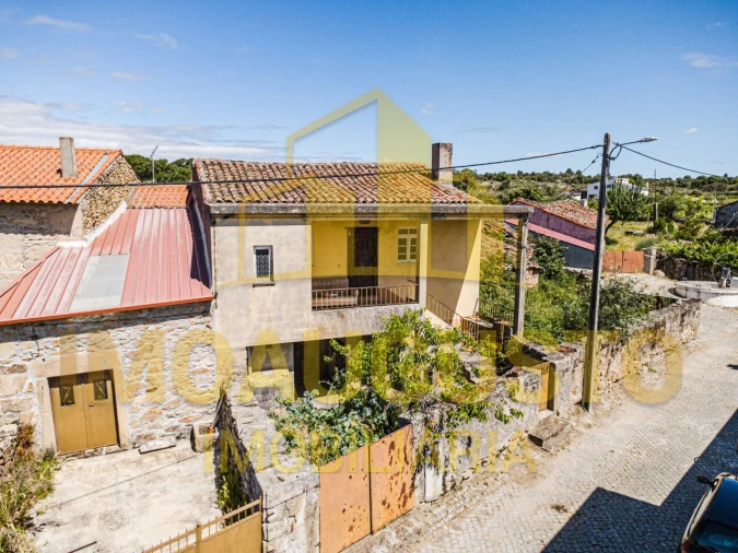 Moradia T2 para Venda em Algodres, Vale de Afonsinho e Vilar de Amargo Foto 2