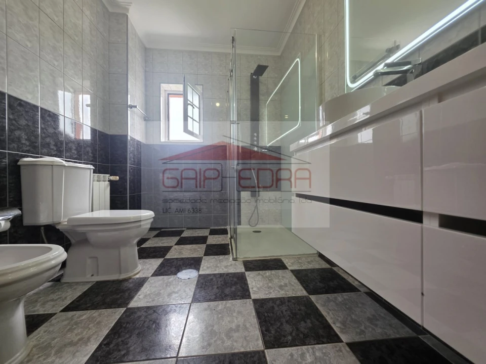 Moradia T4 para Venda em Canedo, Vale e Vila Maior Foto 22