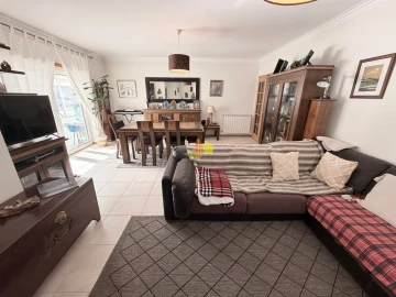 Apartamento T3 para Arrendamento em Buarcos