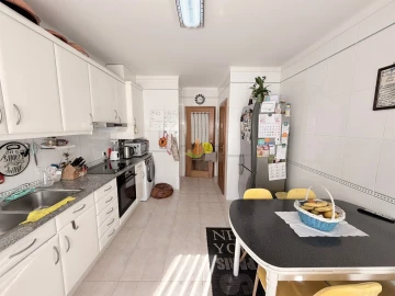 Apartamento T3 para Arrendamento em Buarcos