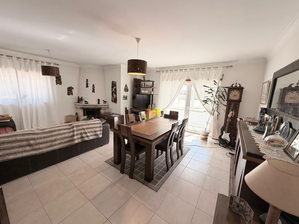 Apartamento T3 para Arrendamento em Buarcos Foto 9