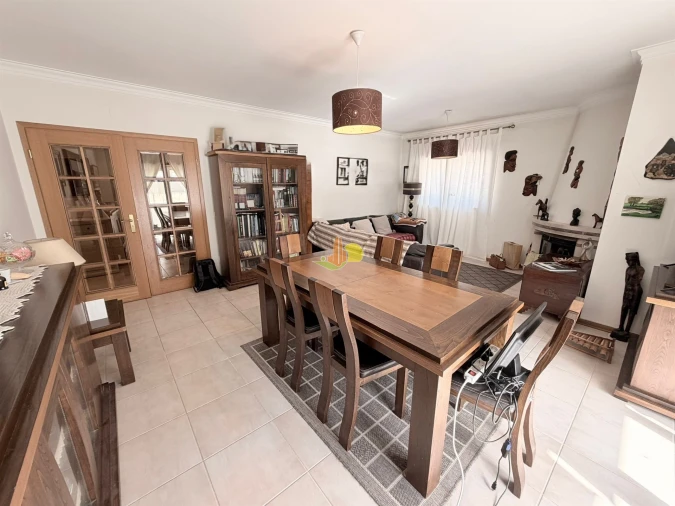 Apartamento T3 para Arrendamento em Buarcos Foto 8