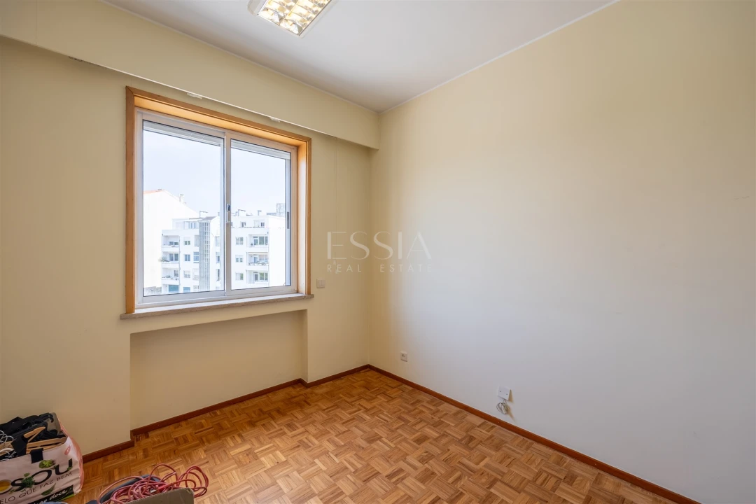 Apartamento T4 para Arrendamento em Lordelo do Ouro e Massarelos Foto 34