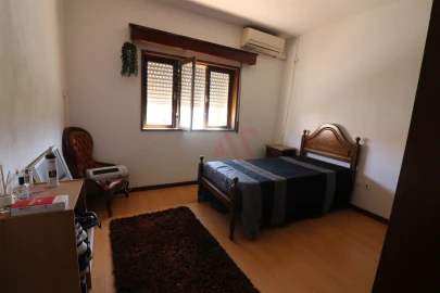 Moradia T7 para Venda em Santa Eulália