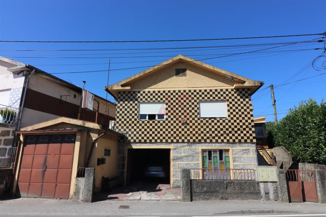 Moradia T7 para Venda em Santa Eulália Foto 1