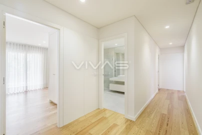 Apartamento T4 para Arrendamento em Nogueira, Fraião e Lamaçães