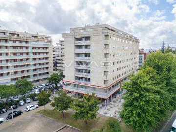 Apartamento T4 para Arrendamento em Nogueira, Fraião e Lamaçães