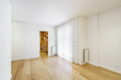 Apartamento T4 para Arrendamento em Nogueira, Fraião e Lamaçães