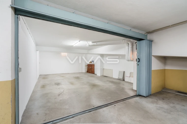 Apartamento T4 para Arrendamento em Nogueira, Fraião e Lamaçães Foto 42