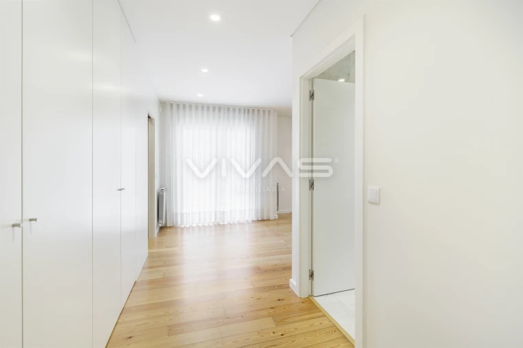 Apartamento T4 para Arrendamento em Nogueira, Fraião e Lamaçães Foto 35