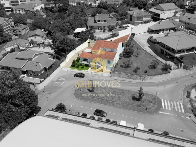 Moradia T4 para Venda em Vila Cova da Lixa e Borba de Godim Foto 36