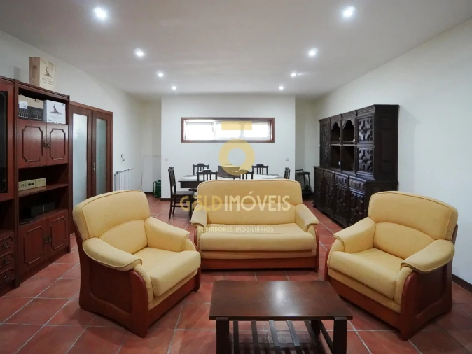 Moradia T4 para Venda em Vila Cova da Lixa e Borba de Godim Foto 11