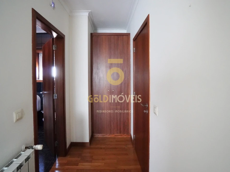 Moradia T4 para Venda em Vila Cova da Lixa e Borba de Godim Foto 20