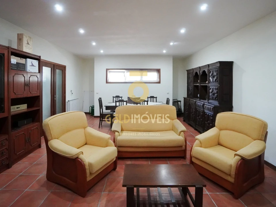 Moradia T4 para Venda em Vila Cova da Lixa e Borba de Godim Foto 11