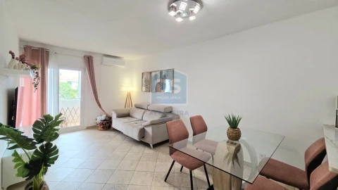 Apartamento T2 para Venda em Albufeira e Olhos de Água